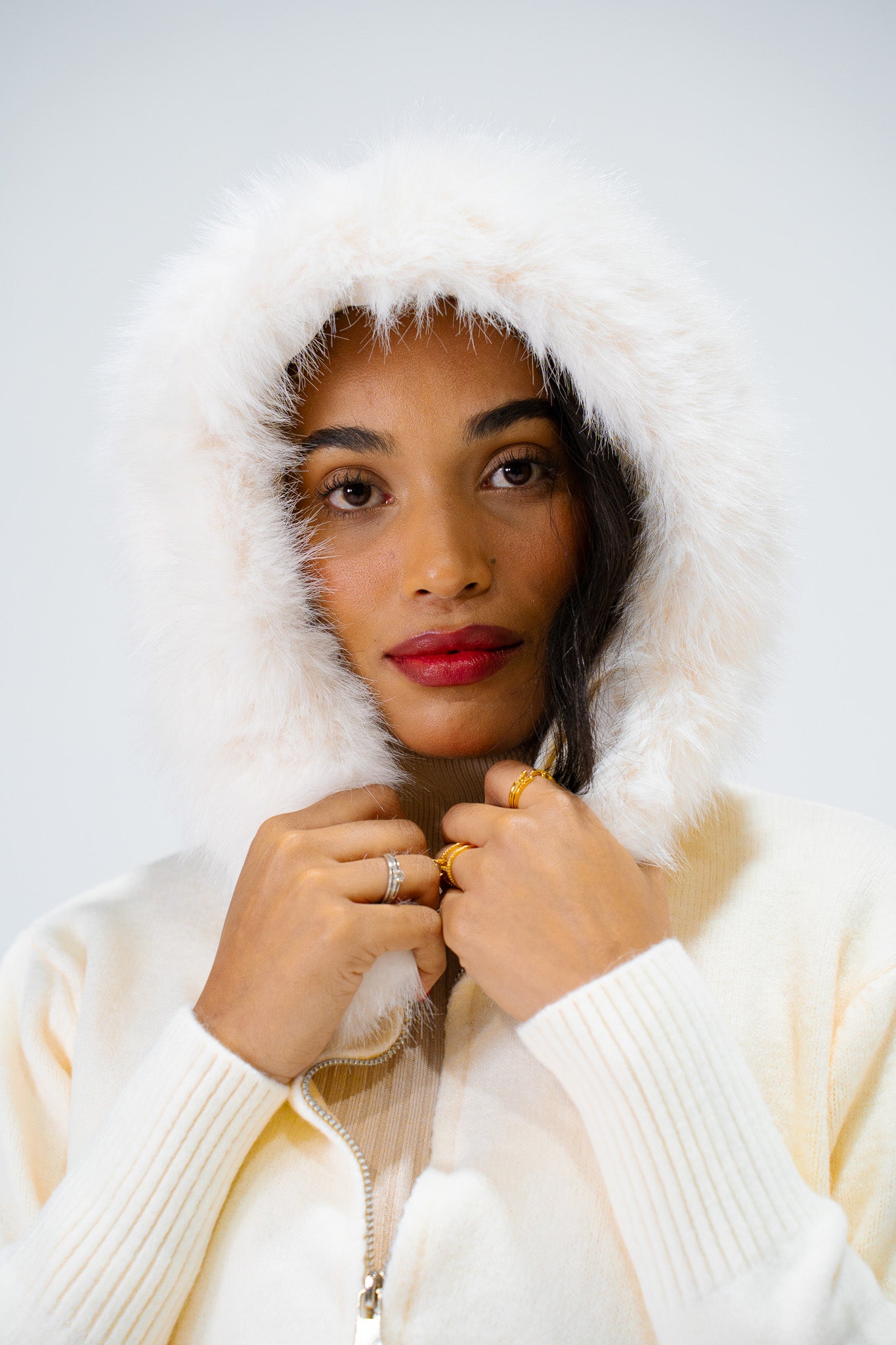 Gilet à Capuche Fourrure Creme